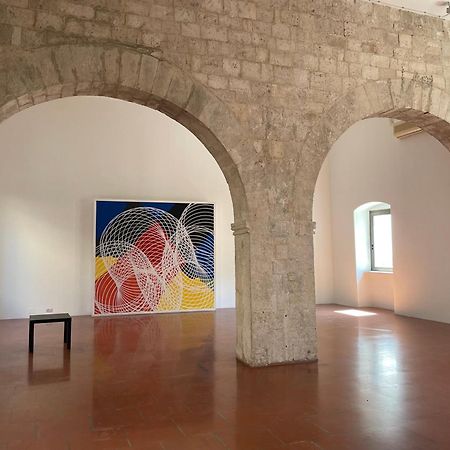 Palazzo Verrone Бари Екстериор снимка