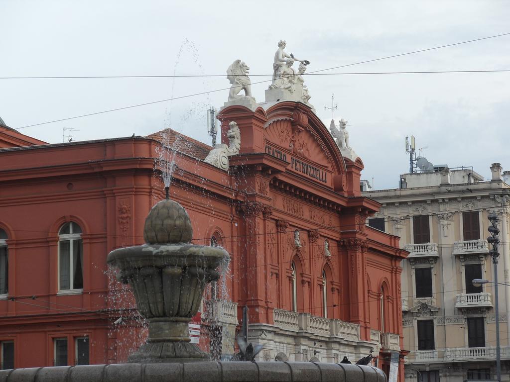 Palazzo Verrone Бари Екстериор снимка